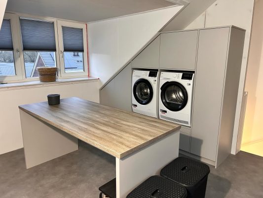 17AD8836-36DA-495C-8B76-61815736181E